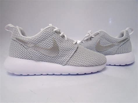 nike roshe run white metallic platinum 2 